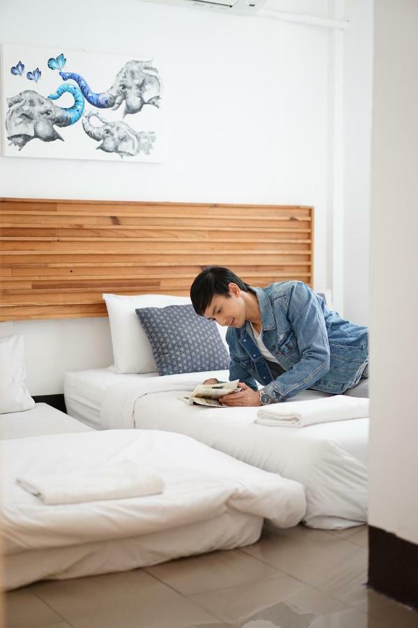 Cozy By Funwahn Bed & Breakfast Чиангмай Екстериор снимка